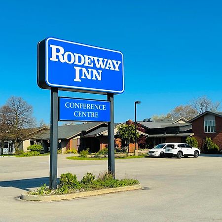 סטראטפורד Rodeway Inn Festival מראה חיצוני תמונה
